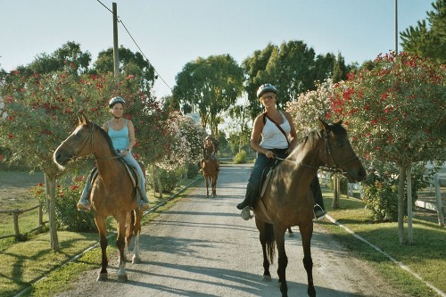 GO Jugendreisen - Reiten GO Jugendreisen - Reiten